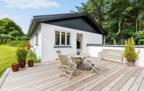 2 Bedroom Lovely Home In Vejby, Vejby